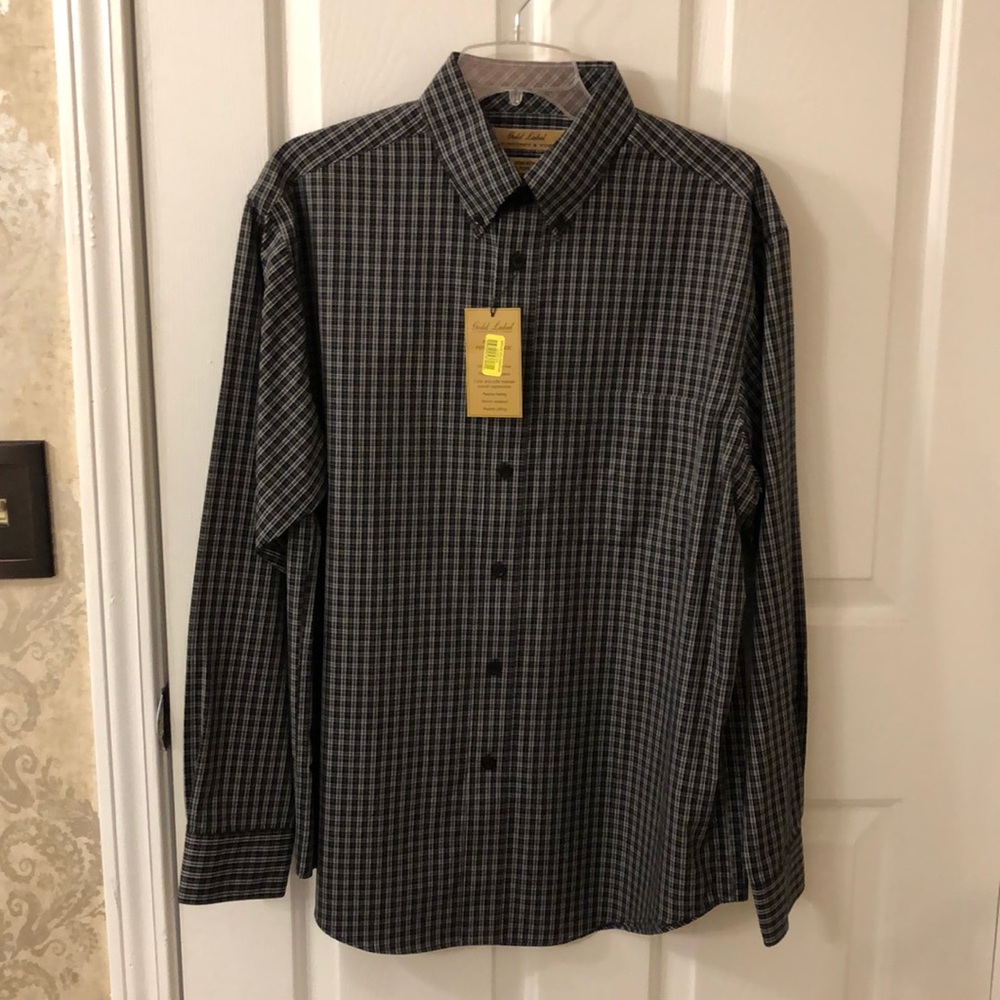 Men’s dress shirt